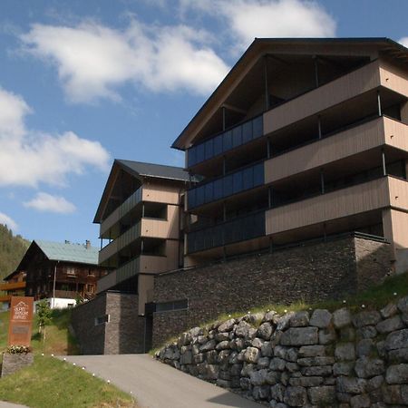 Aparthotel Alpinresort Дамулс Екстериор снимка