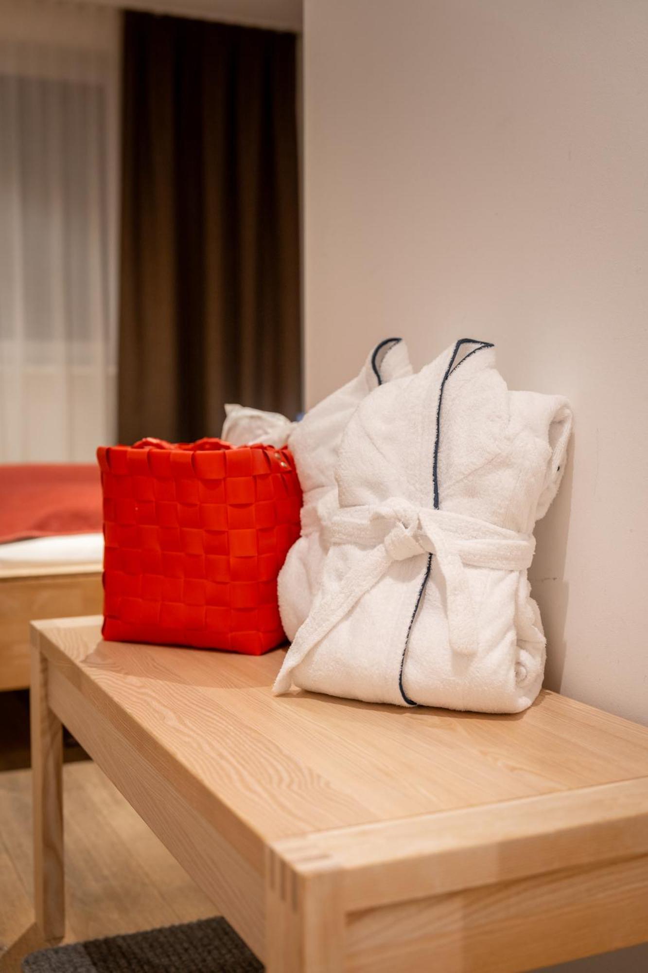 Aparthotel Alpinresort Дамулс Екстериор снимка